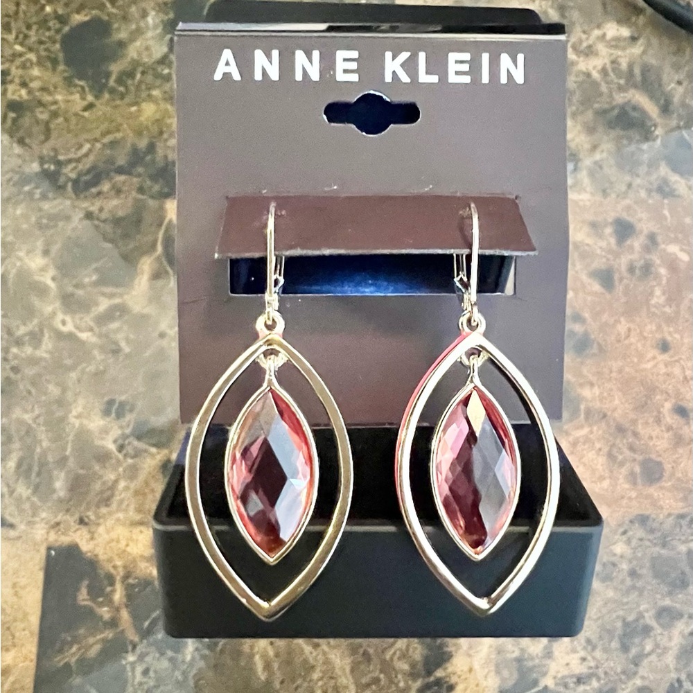 NWT Anne Klein Gold and Rose Marquise Earrings